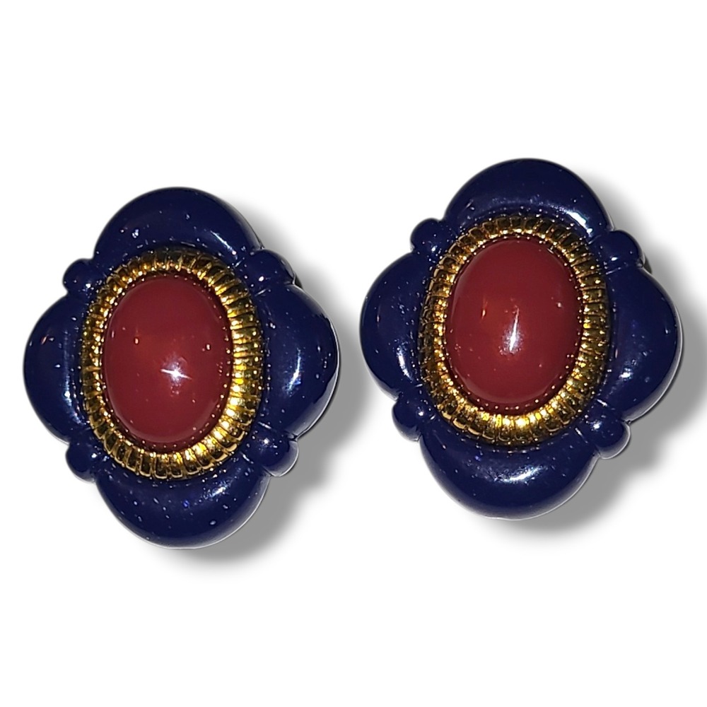 Vintage 1989 AVON "Arabesque" Dark Blue Jewel Tones Cabochon Clip-on Earrings - Picture 2 of 2